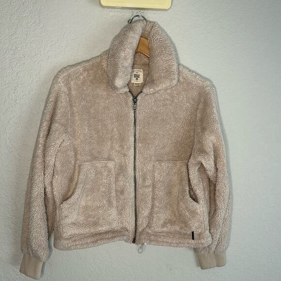 Billabong Teddy Faux Fur Full Zip Jacket Warm Cozy Fall Pockets Tan Small Winter - Picture 1 of 9